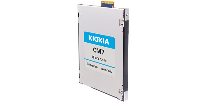 KIOXIA CM7 E3.S SSD product image
